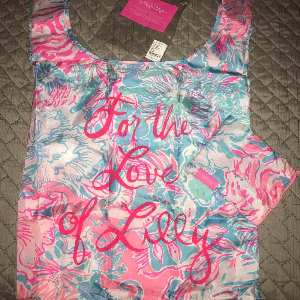 Lilly Pulitzer GWP packable bag. New in package. Viva La Lilly print